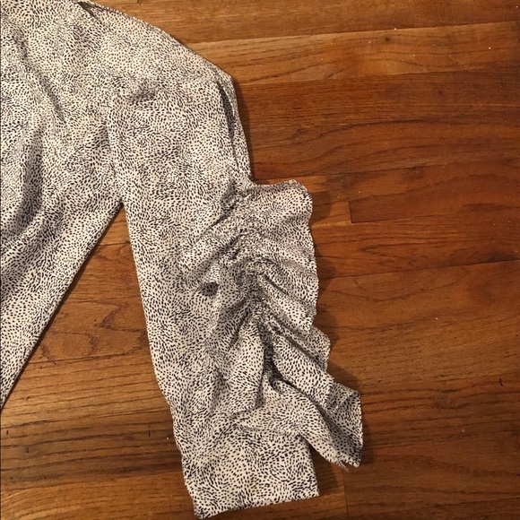 Top - Picture 2 of 5